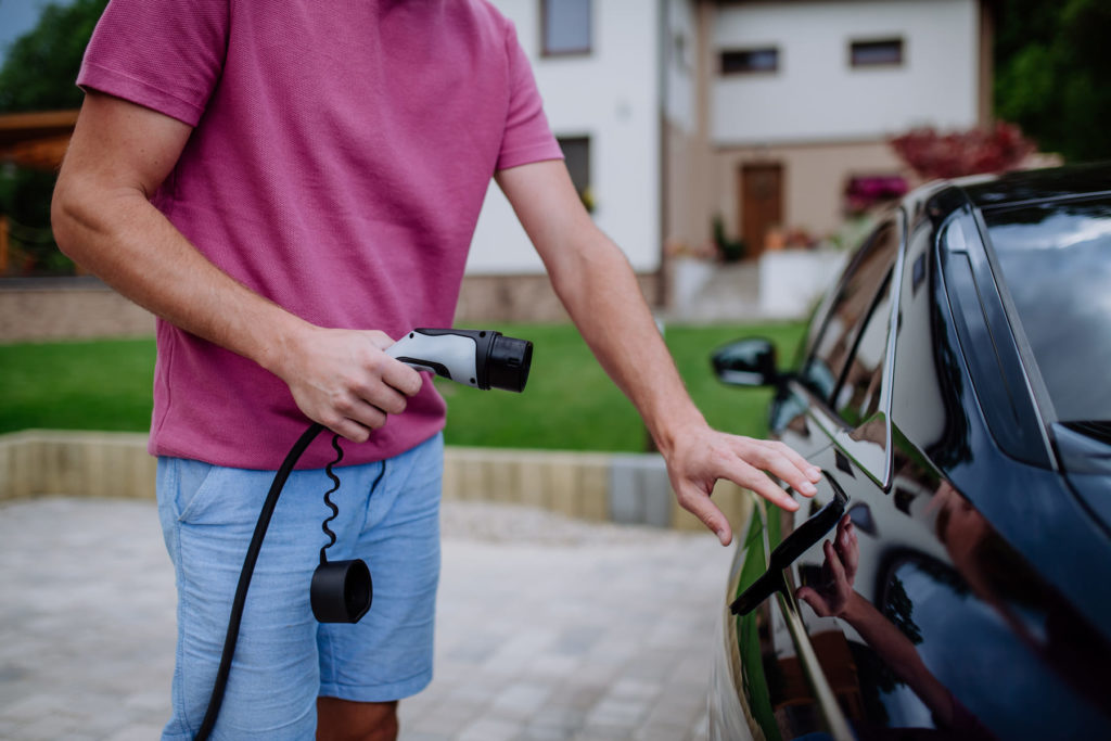 Installer une borne électrique à la maison : ce qu’il faut vraiment savoir